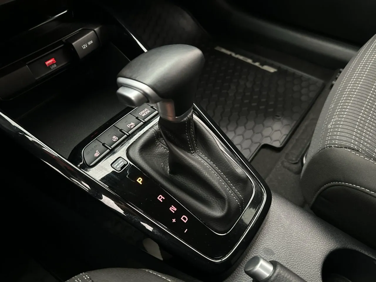 Vehicle image 20