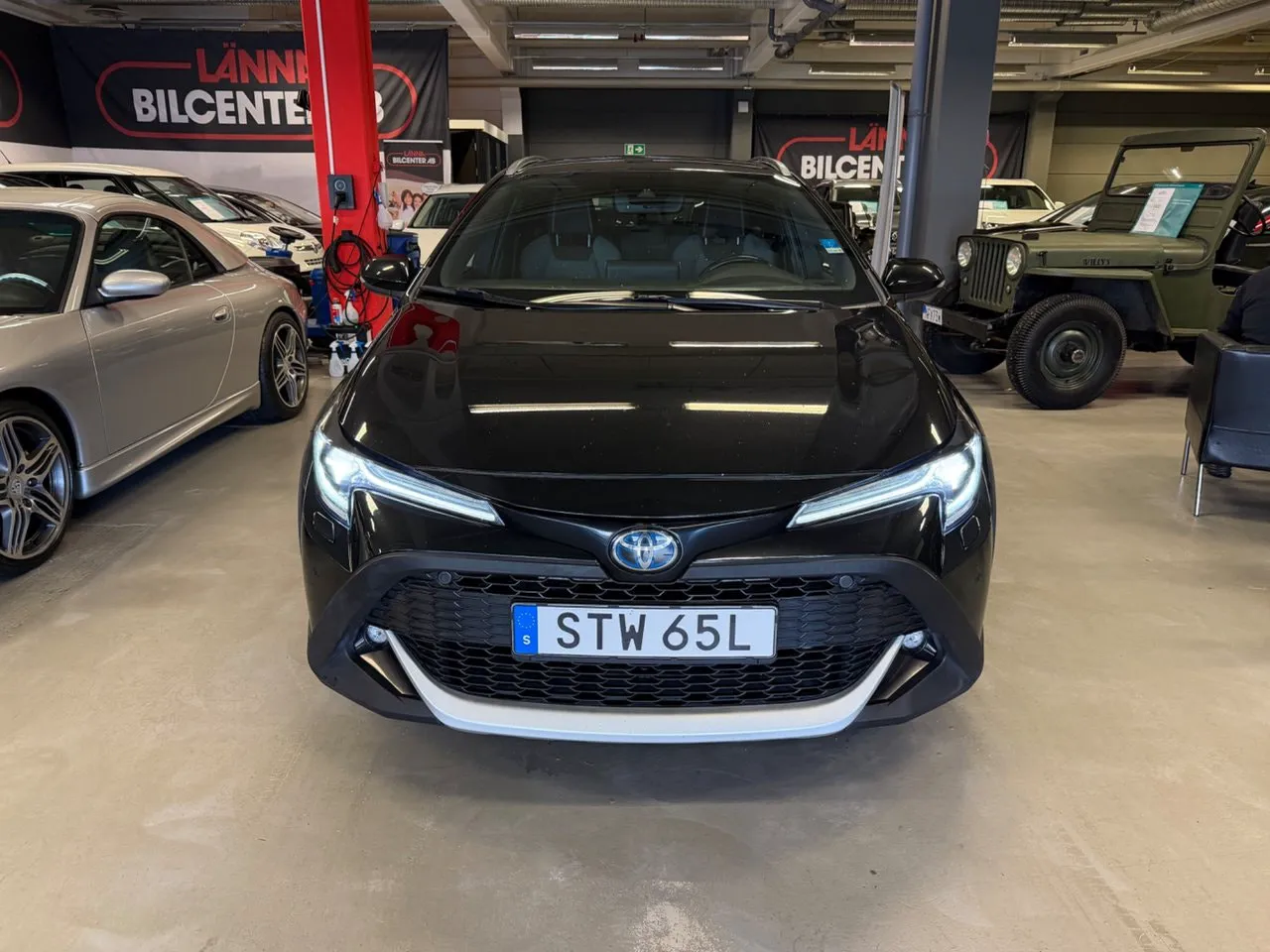 Vehicle image 2