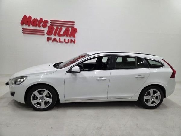 Volvo V60 D3 Manuell 136 Hk Momentum - 2013