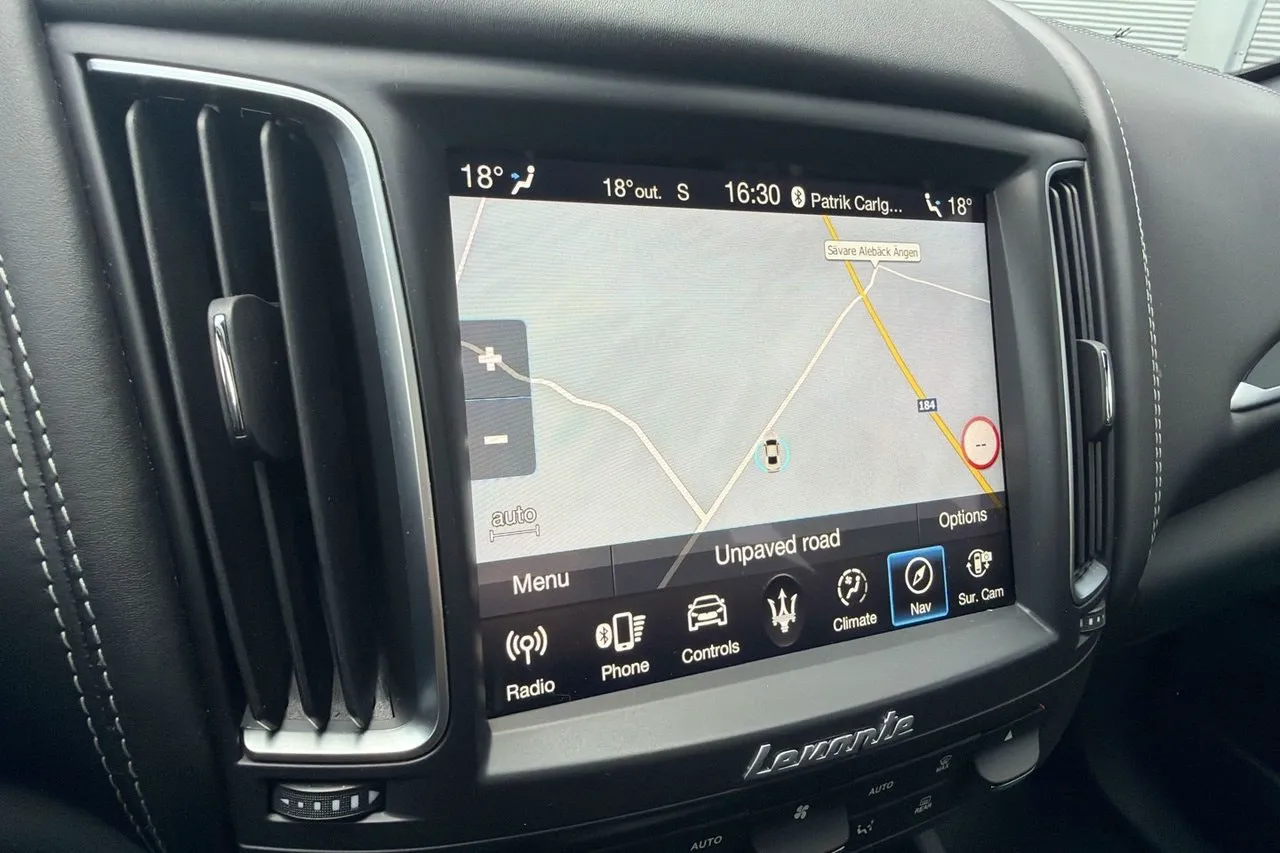 Vehicle image 17