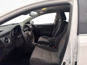 Toyota Auris bild 11