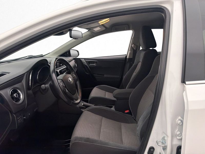 Toyota Auris bild 11