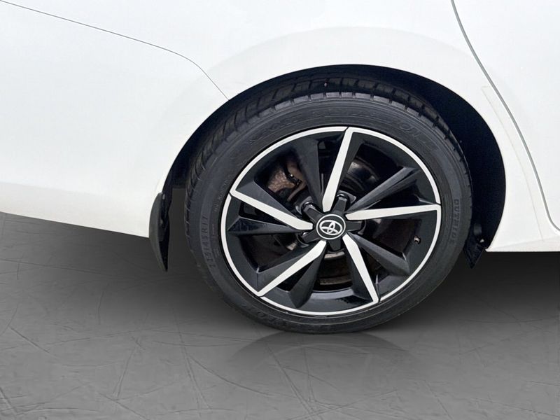 Toyota Auris bild 26