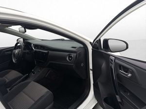 Toyota Auris bild 23