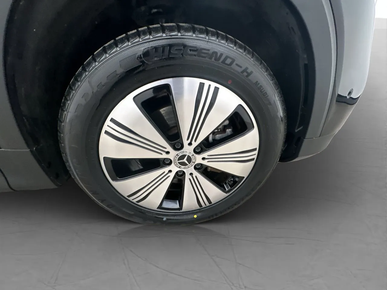 Vehicle image 31