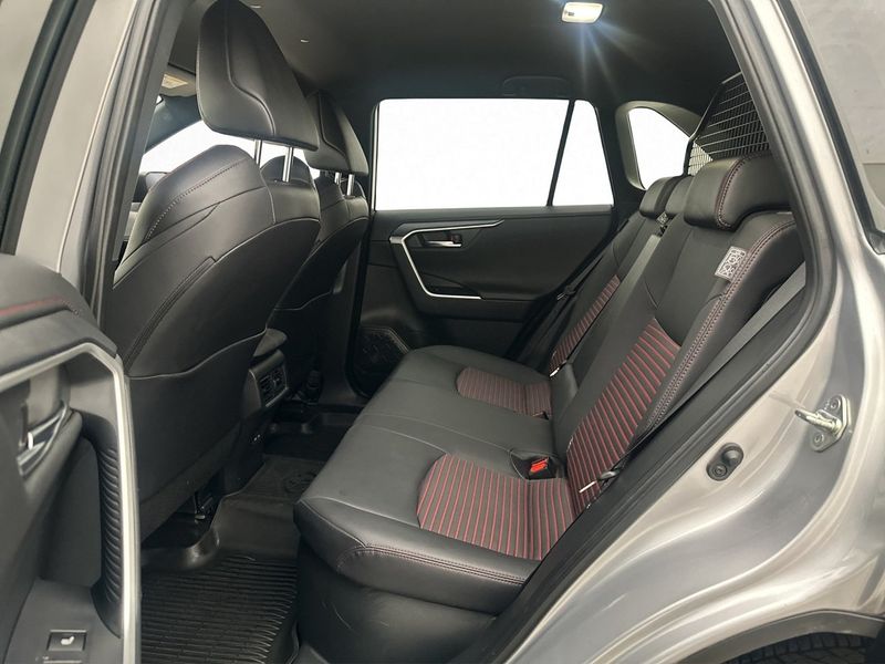 Toyota RAV4 bild 31