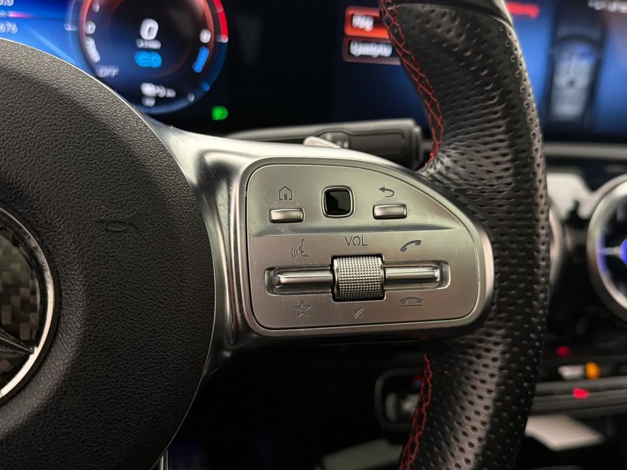 Vehicle image 31