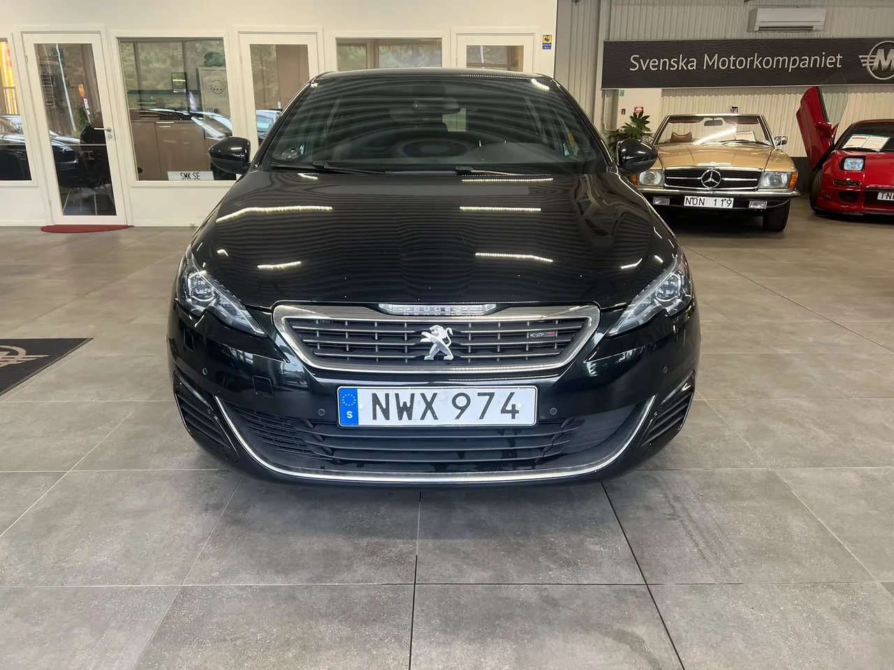 Vehicle image 1