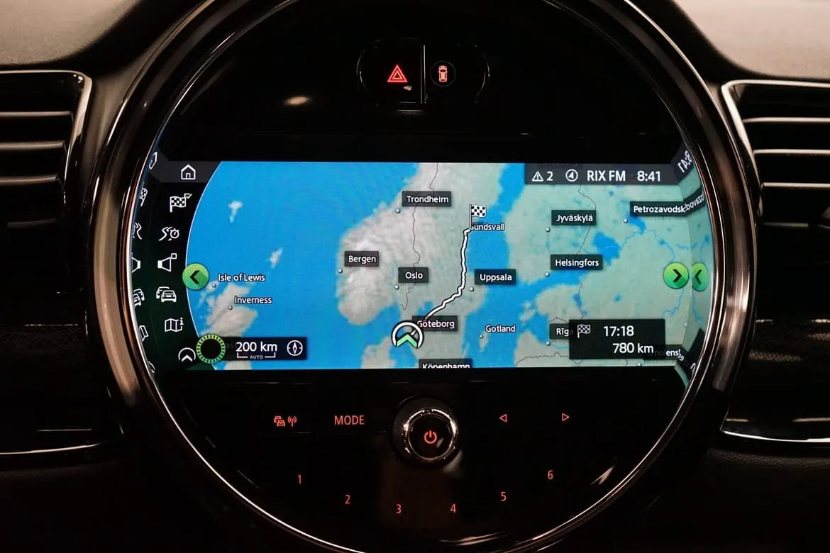Vehicle image 14
