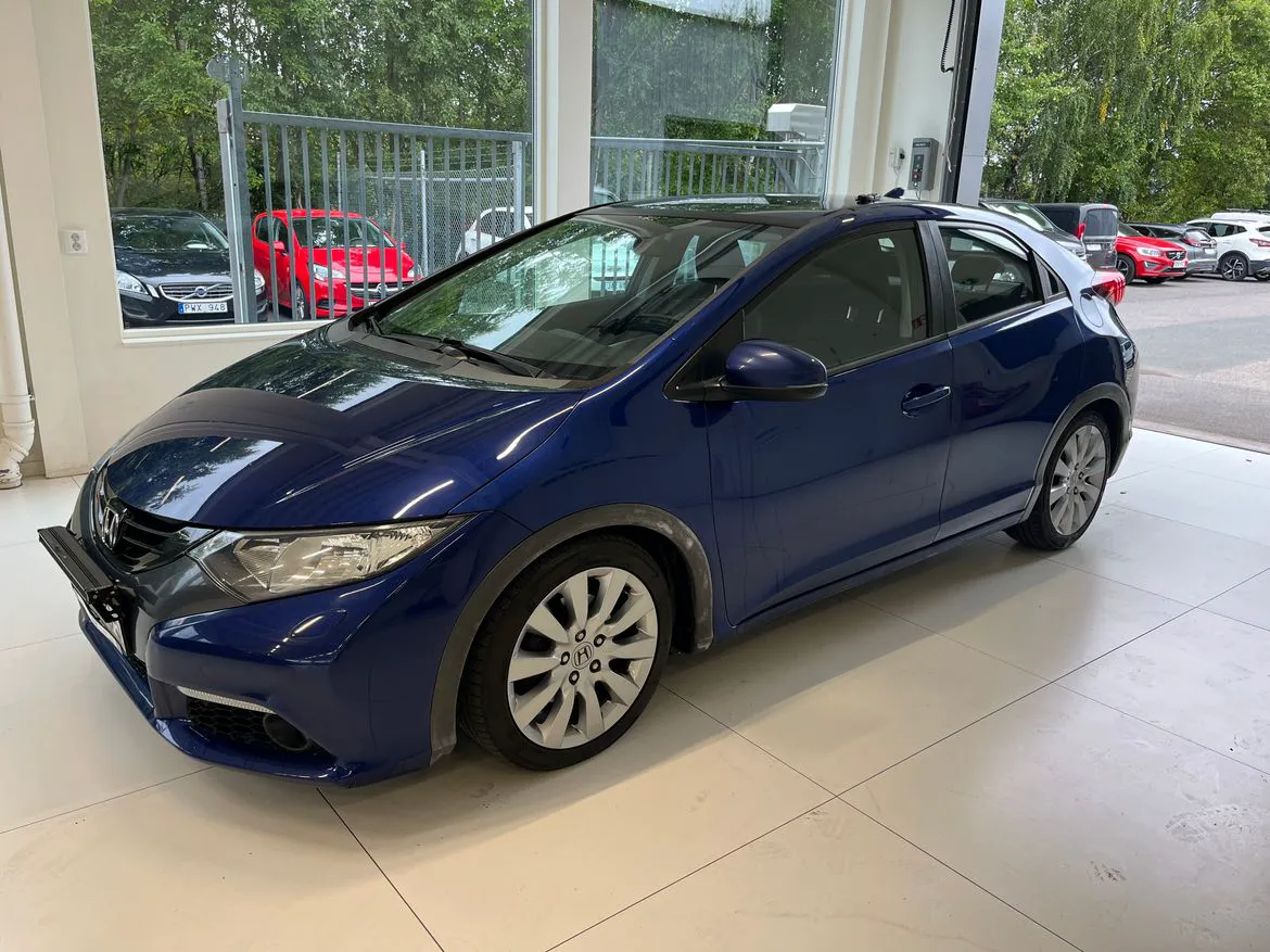Vehicle image 1