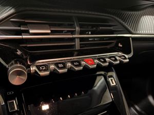Peugeot 208 bild 9