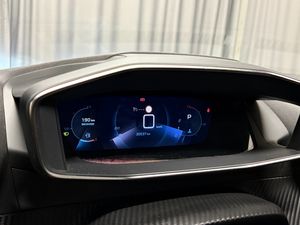 Peugeot 208 bild 12