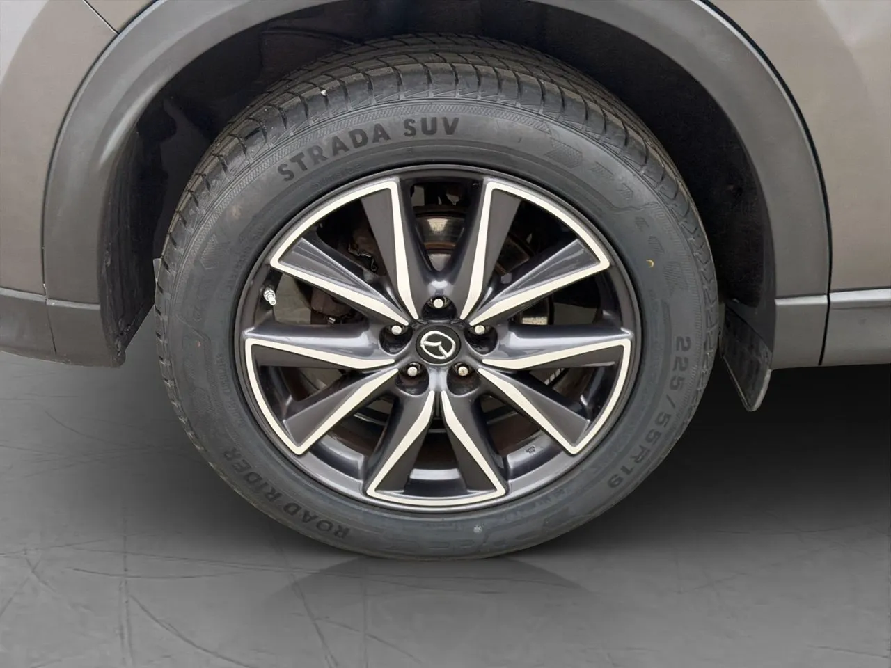 Vehicle image 30