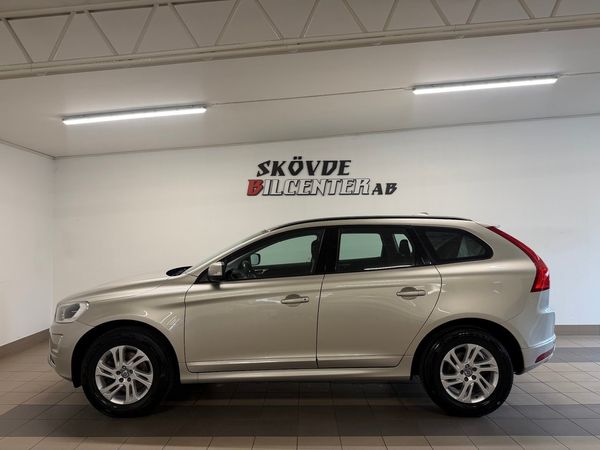 Volvo XC60 D3 Classic 6-VXL/2-Ägare/Nyservad/Dragkrok/Värmare/VOC - 2017