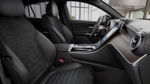Mercedes GLC300 bild 2