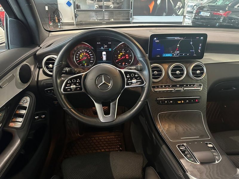 Mercedes GLC220 bild 17