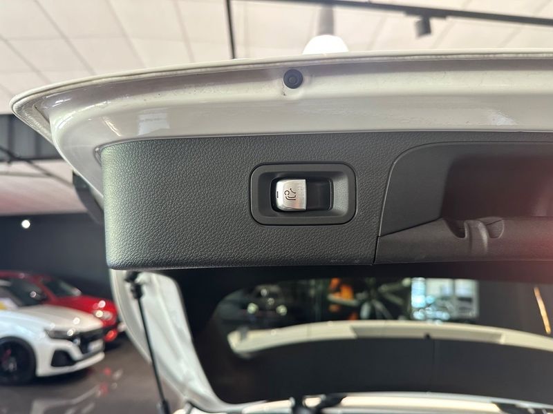 Mercedes GLC220 bild 7