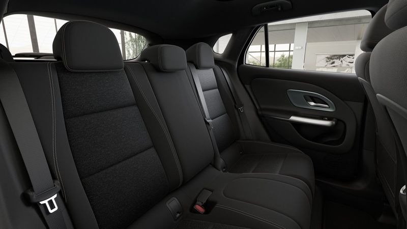 Mercedes GLA350 bild 13