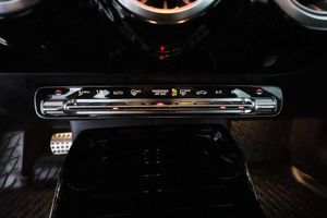 Mercedes CLA250 bild 24