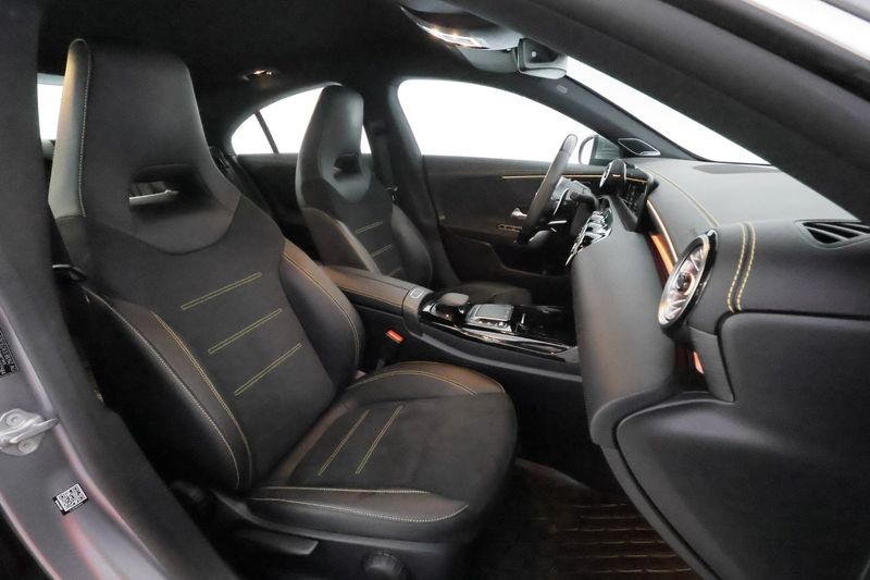 Mercedes CLA250 bild 15