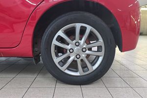 Toyota Yaris bild 17
