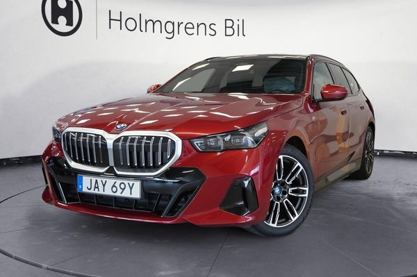 BMW 530 e xDrive Touring M-Sport Pano DAP H K Drag Adaptiva-Led L - 2025