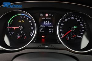 Volkswagen Passat bild 14