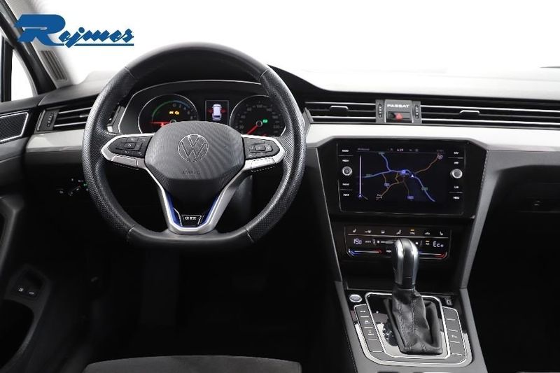 Volkswagen Passat bild 4