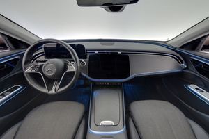 Mercedes E220 bild 13