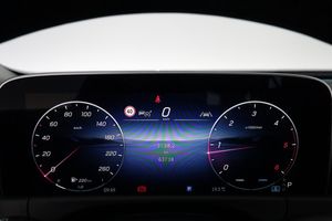 Mercedes E220 bild 16