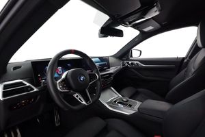 BMW i4 bild 11