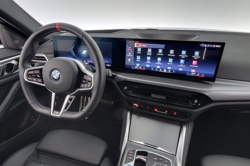 BMW i4 bild 15