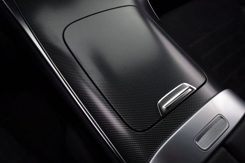 Mercedes GLC300 bild 23