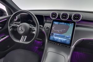Mercedes GLC300 bild 15