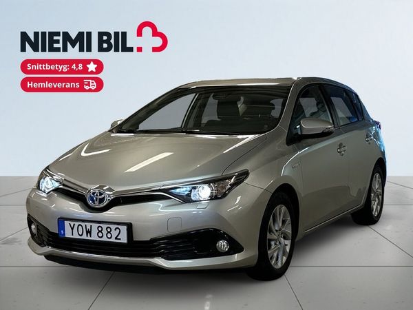 Toyota Auris Hybrid e-CVT Active Kamera Kamkedja Mvärm S/V-hjul - 2017