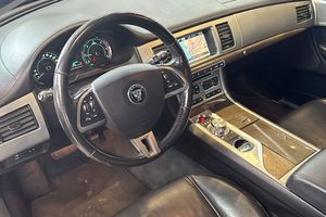 Jaguar XF bild 11