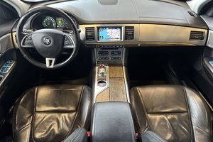 Jaguar XF bild 14