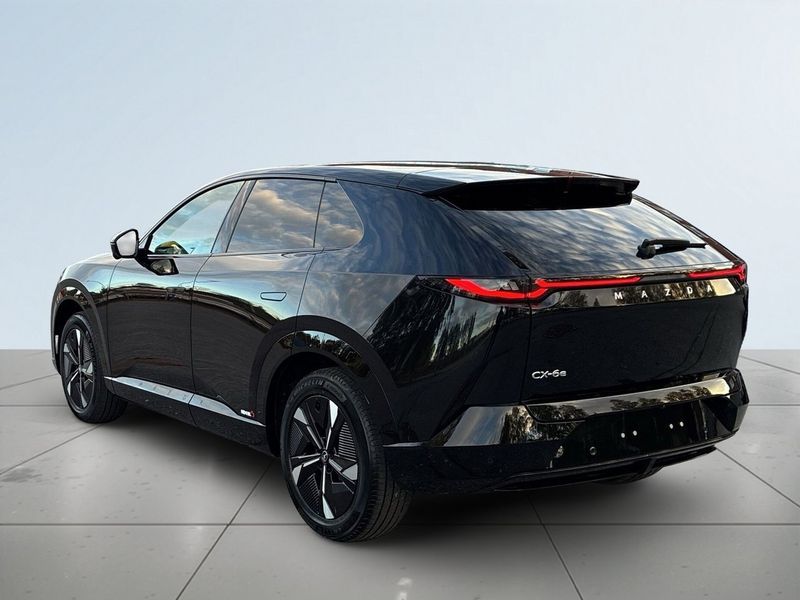Mazda CX-6e bild 5
