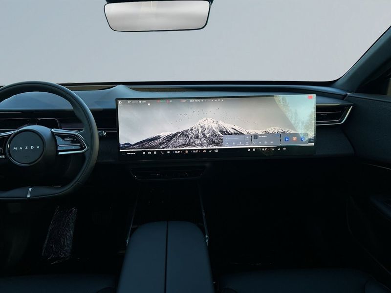 Mazda CX-6e bild 11