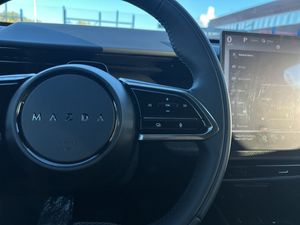 Mazda CX-6e bild 19