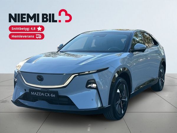 Mazda CX-6e 78 kWh Takumi LAGERBIL- 3,99% RÄNTA - GRATIS VINTERHJUL - 2026