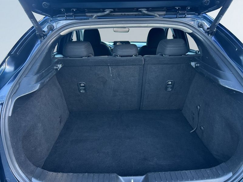 Mazda CX-30 bild 12
