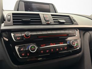 BMW 320 bild 19