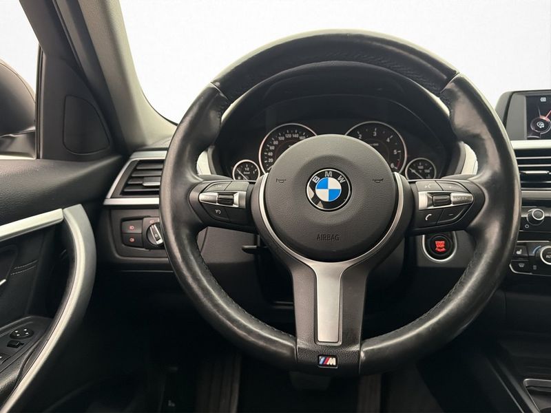 BMW 320 bild 21