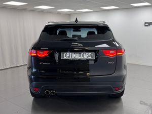 Jaguar F-Pace bild 9