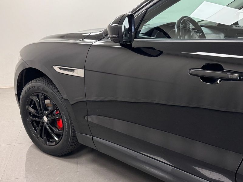 Jaguar F-Pace bild 11