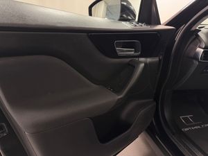 Jaguar F-Pace bild 12