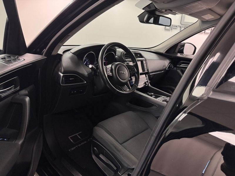 Jaguar F-Pace bild 3