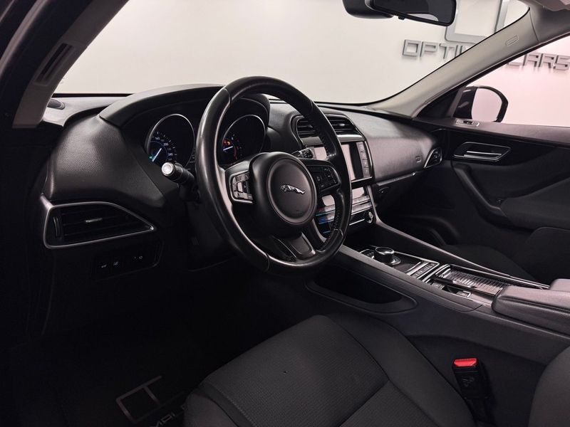 Jaguar F-Pace bild 4