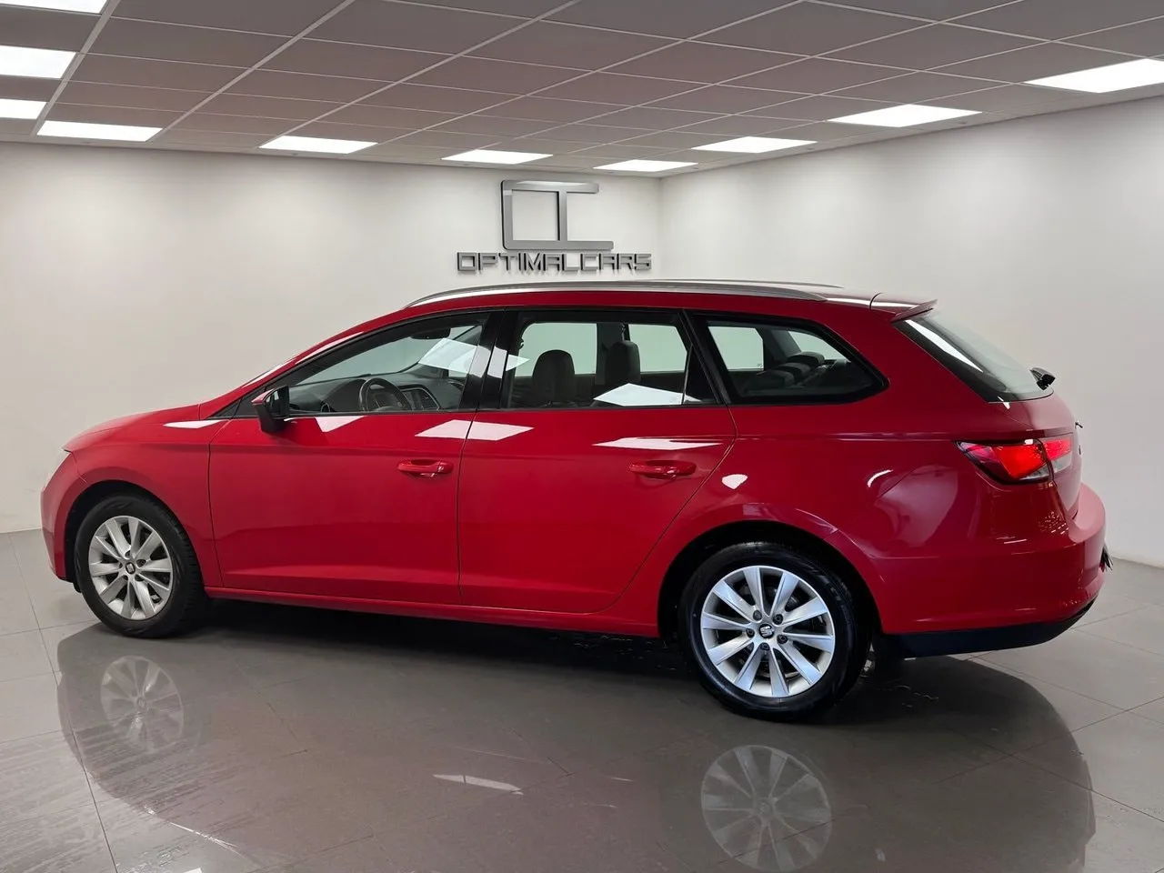 Vehicle image 8